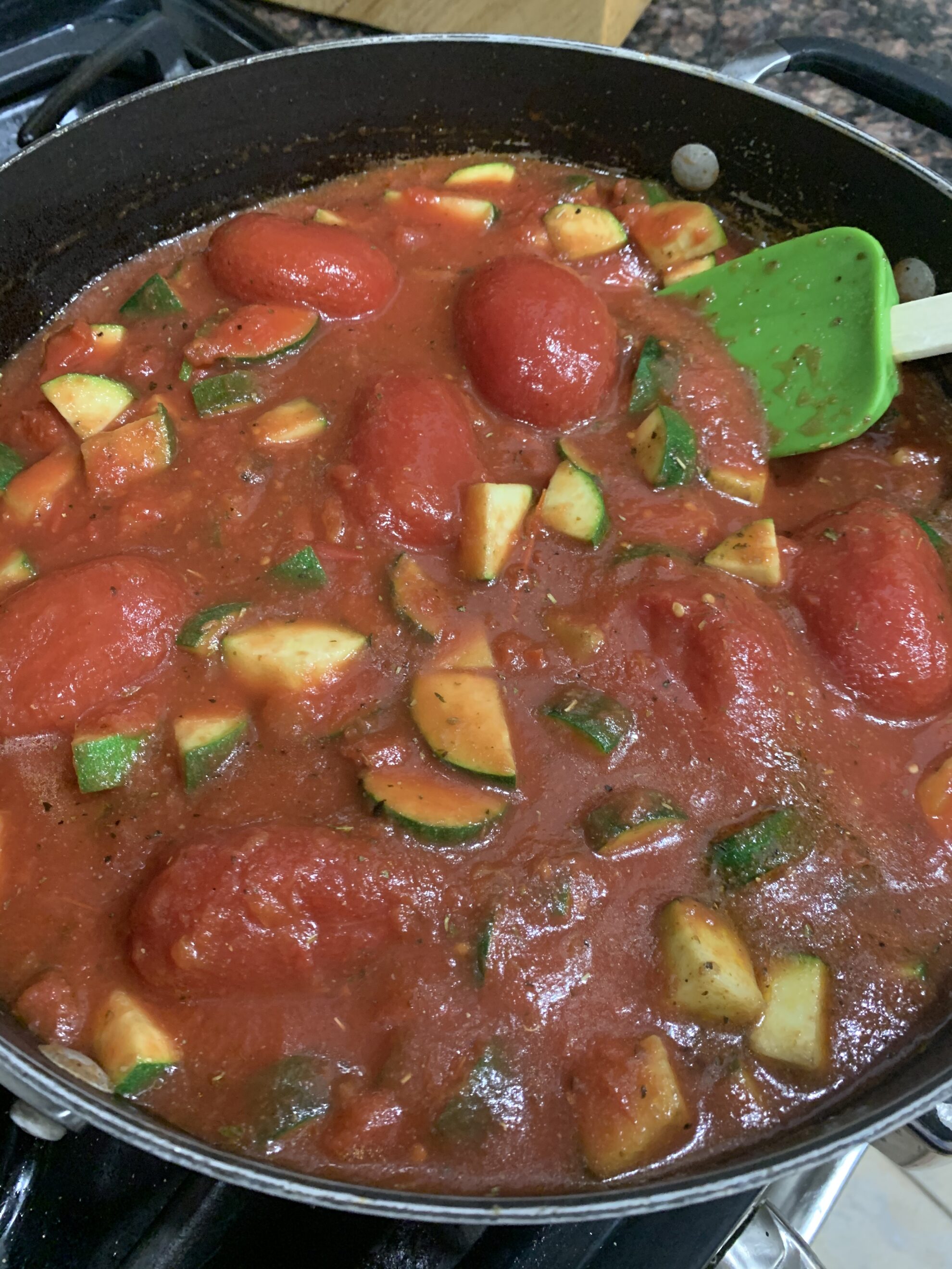 pasta with zucchini tomato sauce