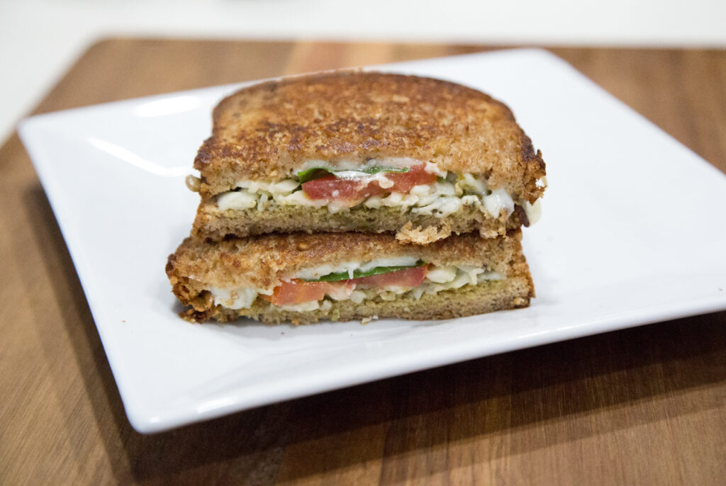 caprese grilled cheese sandwiches